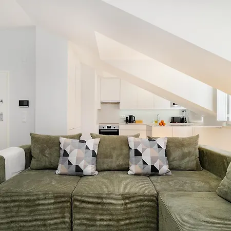 Whome Comfortable Family In شقة
